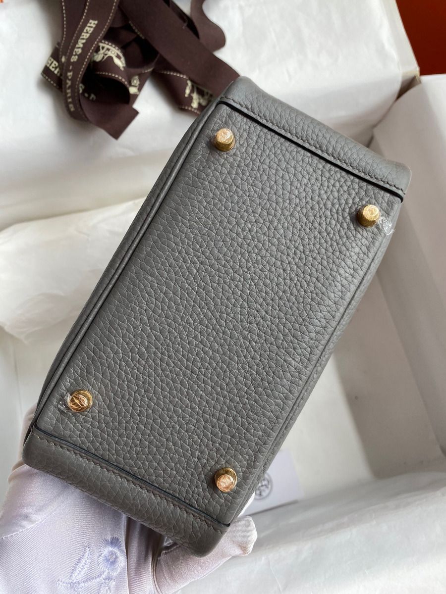 Hermes Mini Lindy Handmade Bag In Gris Meyer Clemence Leather - Image 8
