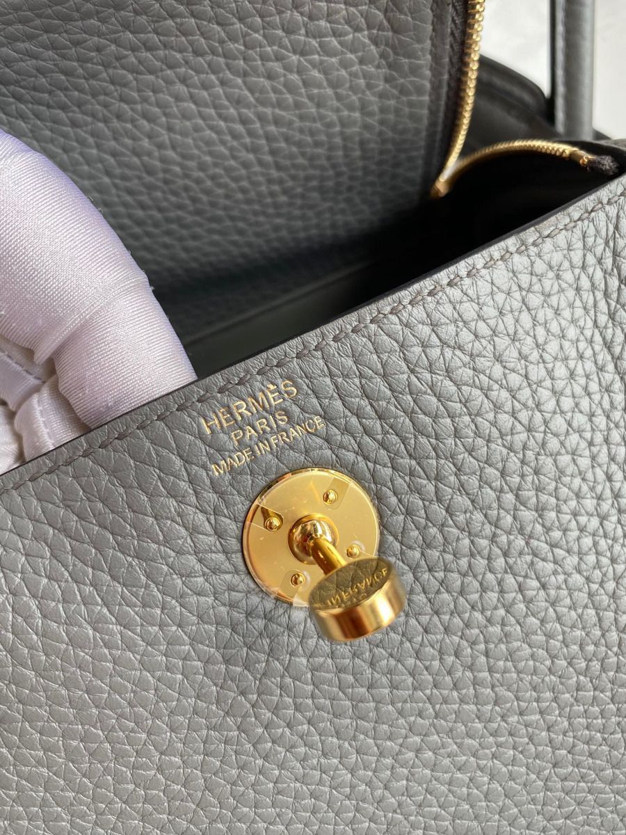 Hermes Mini Lindy Handmade Bag In Gris Meyer Clemence Leather - Image 10