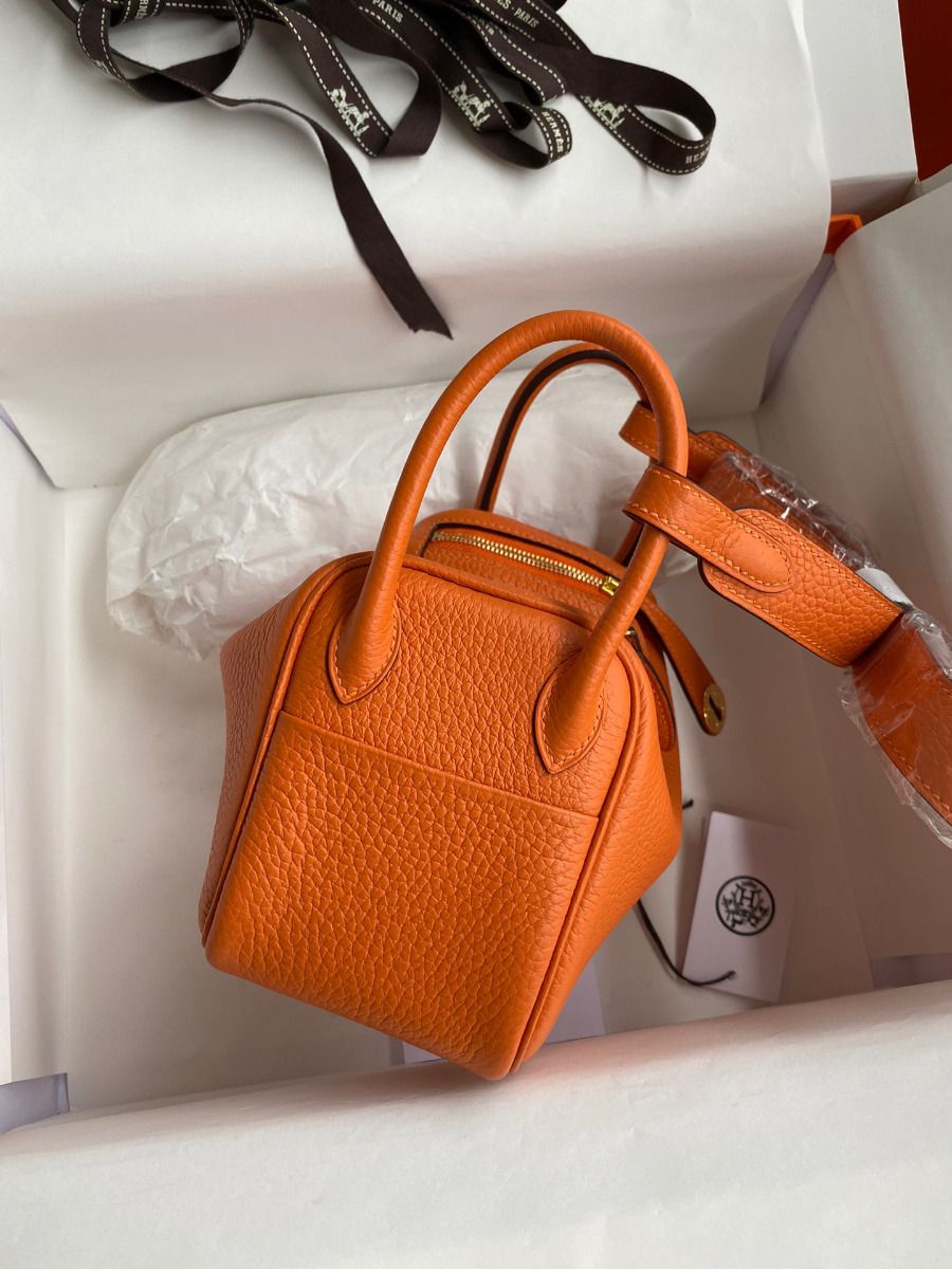 Hermes Mini Lindy Handmade Bag In Orange Clemence Leather - Image 4