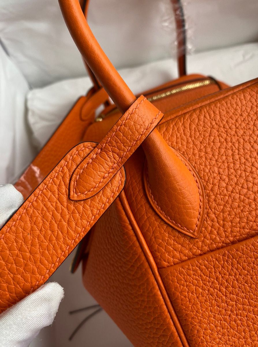 Hermes Lindy 26 Handmade Bag In Orange Clemence Leather - Image 5