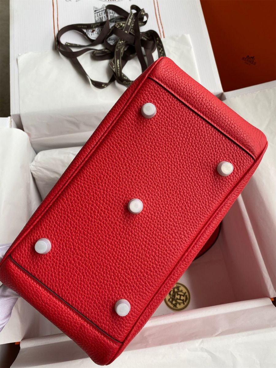 Hermes Lindy 26 Handmade Bag In Red Clemence Leather - Image 10