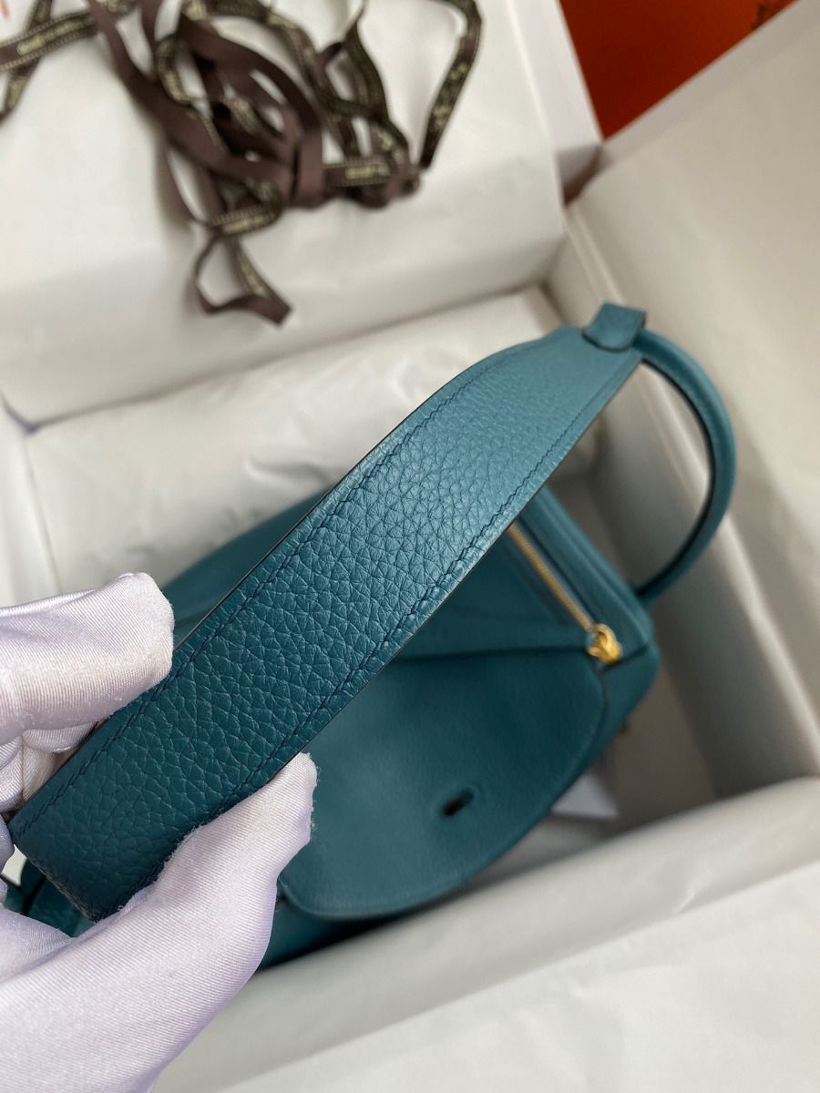 Hermes Lindy 26 Handmade Bag In Vert Bosphore Clemence Leather - Image 8