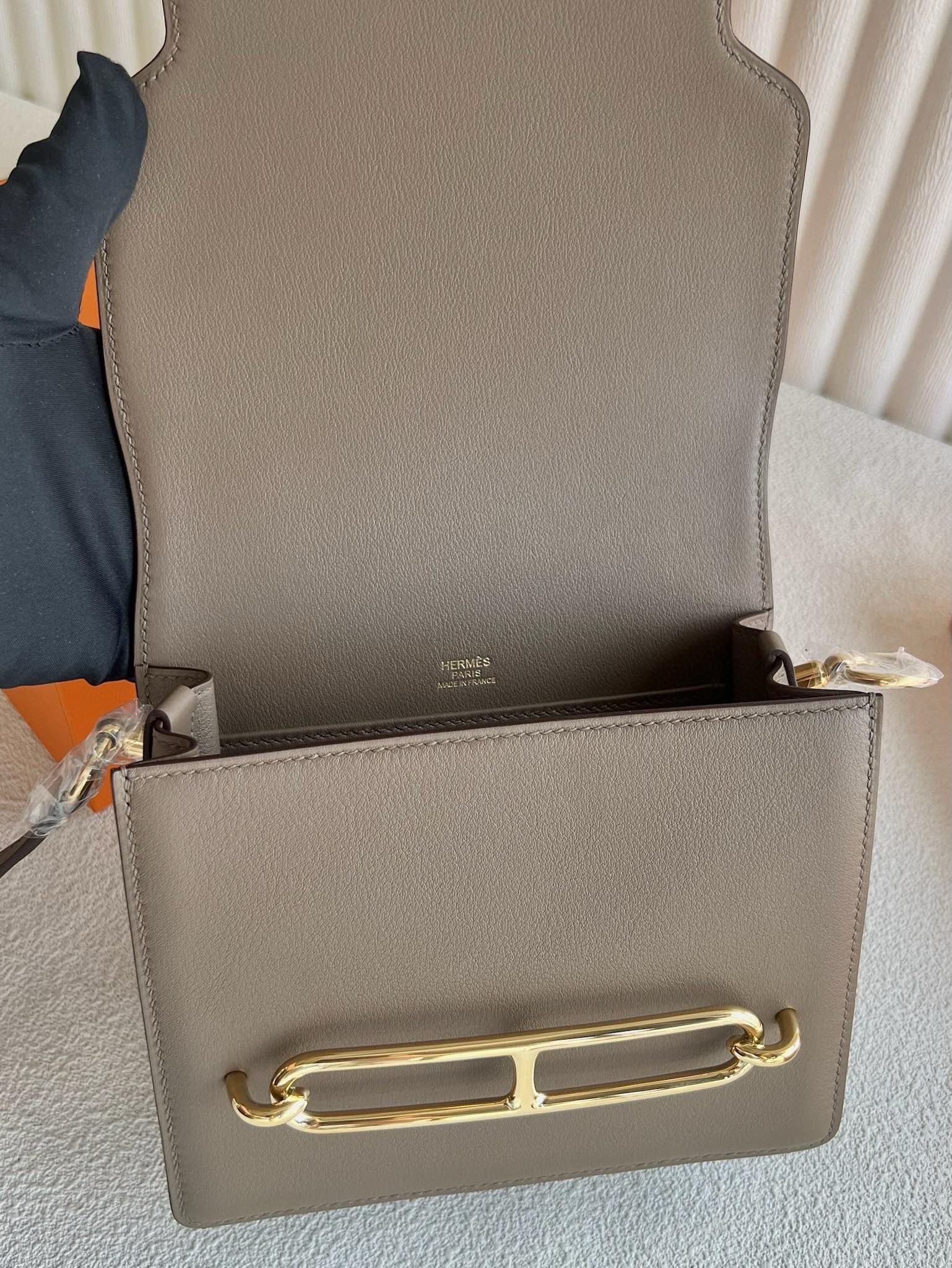 Hermes Roulis Mini 18 Bag in Taupe Swift Calfskin - Image 4