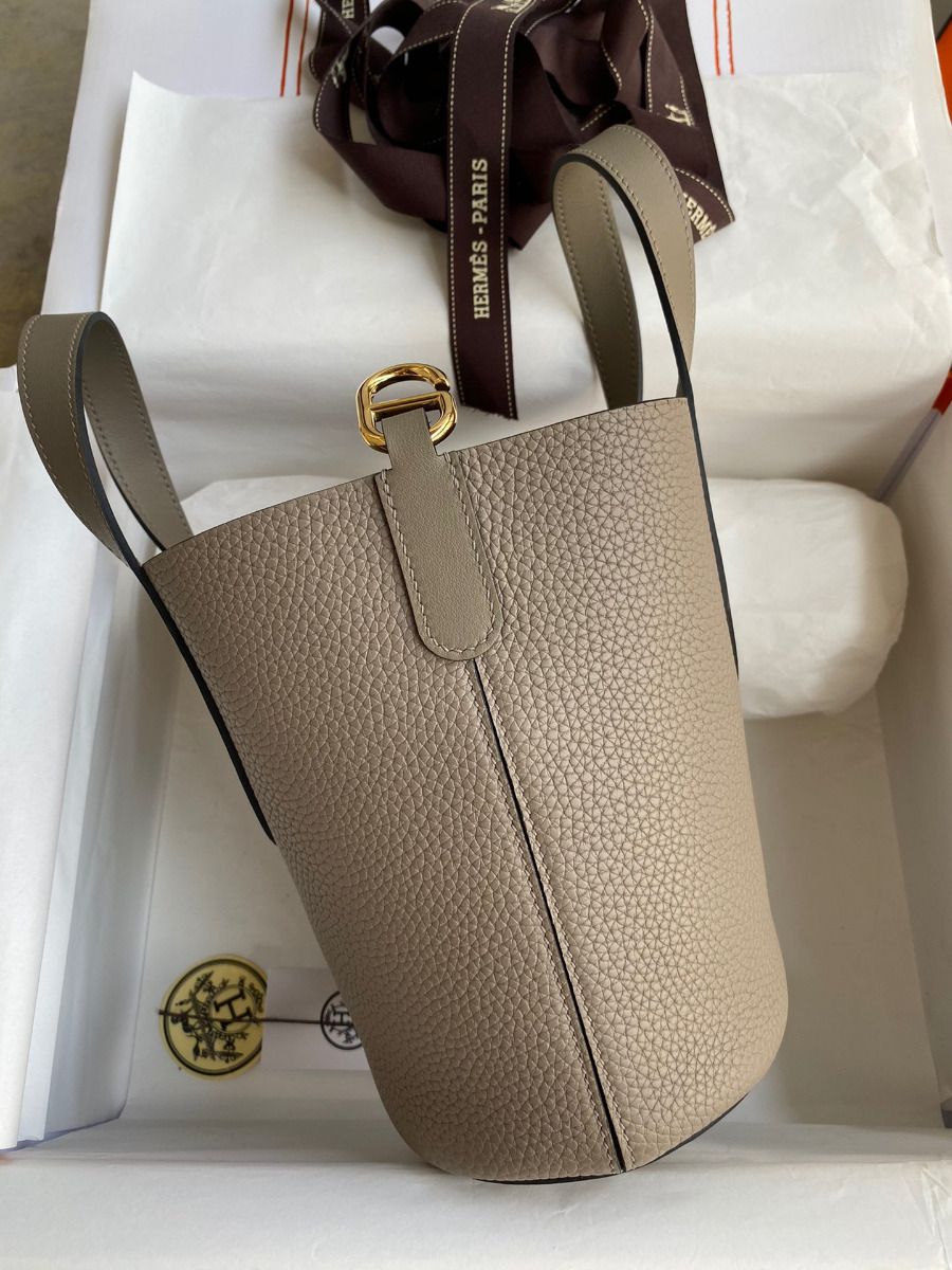 Hermes In The Loop 18 Handmade Bag in Gris Asphalt Clemence Leather - Image 3