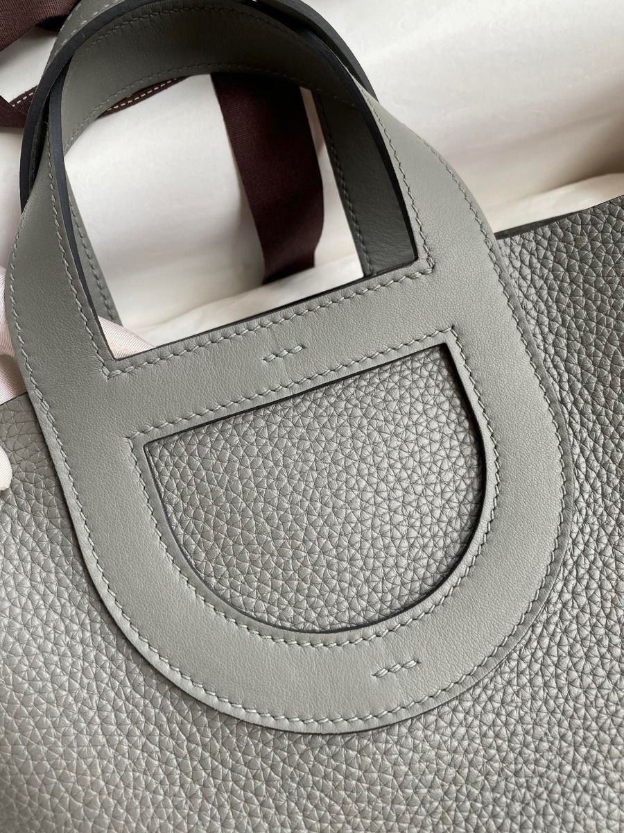 Hermes In The Loop 18 Handmade Bag in Gris Meyer Clemence Leather - Image 4