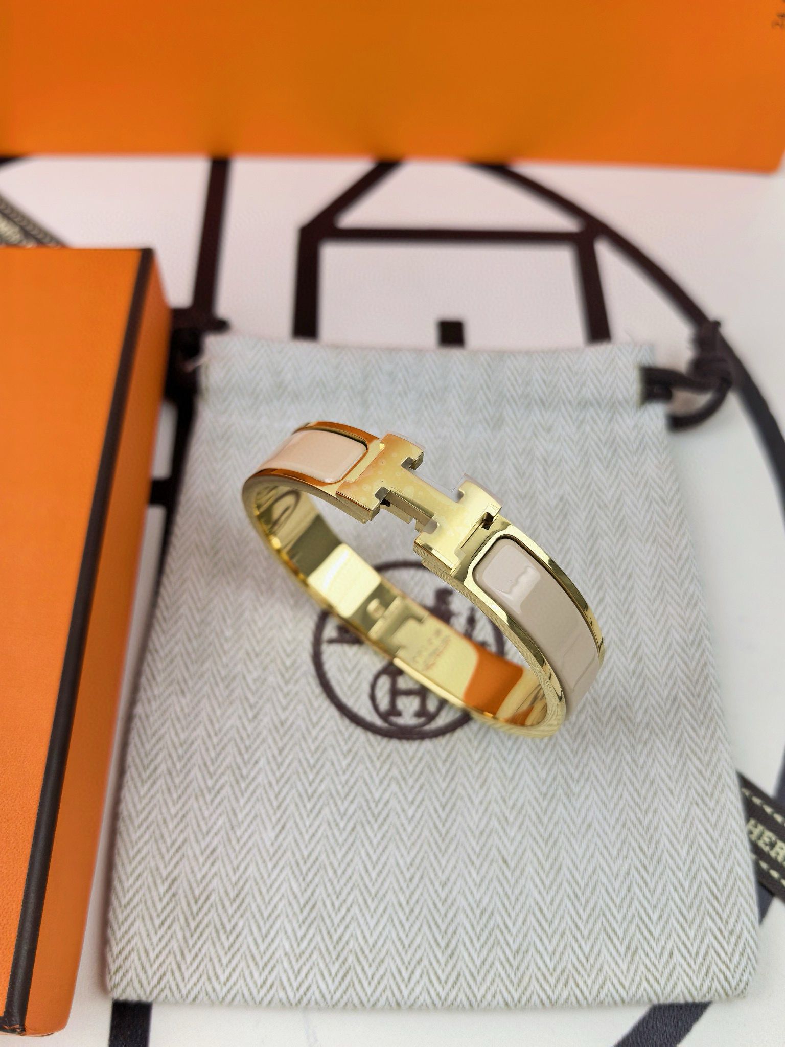 Hermes Cream Enamel Clic H Bracelet - Image 3