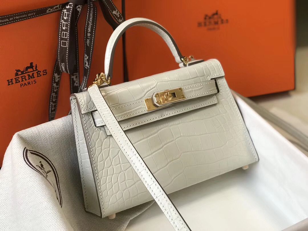 Hermes Kelly Mini II Handmade Bag In Beton Crocodile Embossed Leather - Image 3