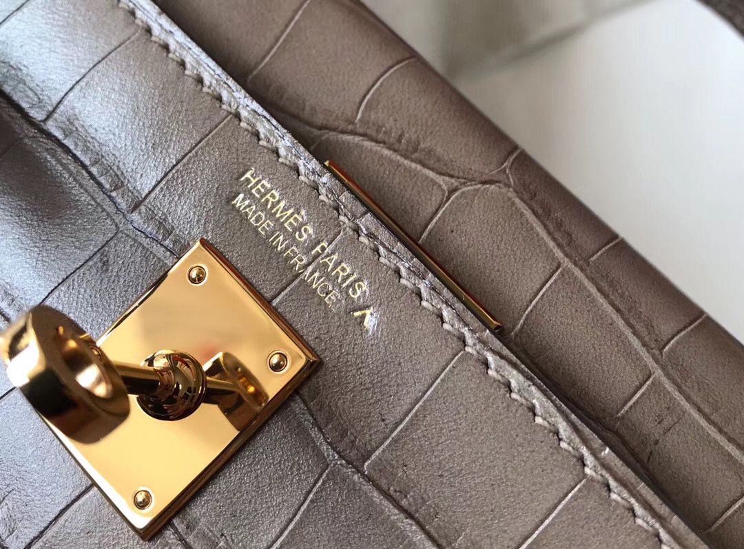Hermes Kelly Mini II Handmade Bag In Grey Crocodile Embossed Leather - Image 7