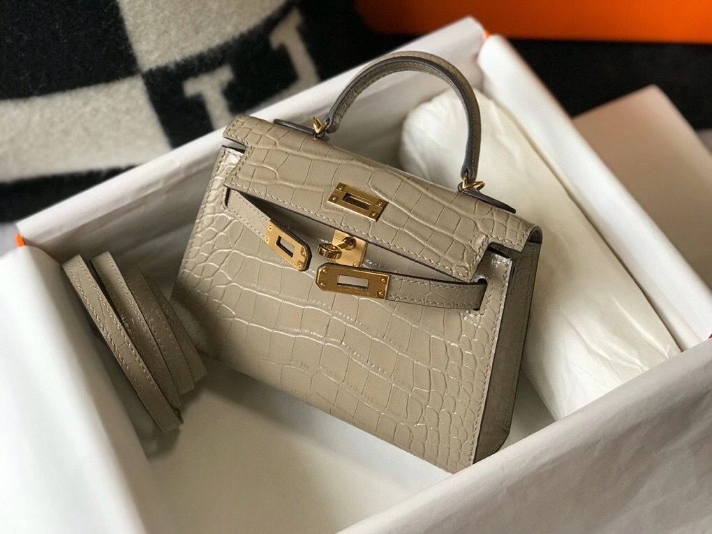Hermes Kelly Mini II Bag In Taupe Embossed Crocodile Leather - Image 6