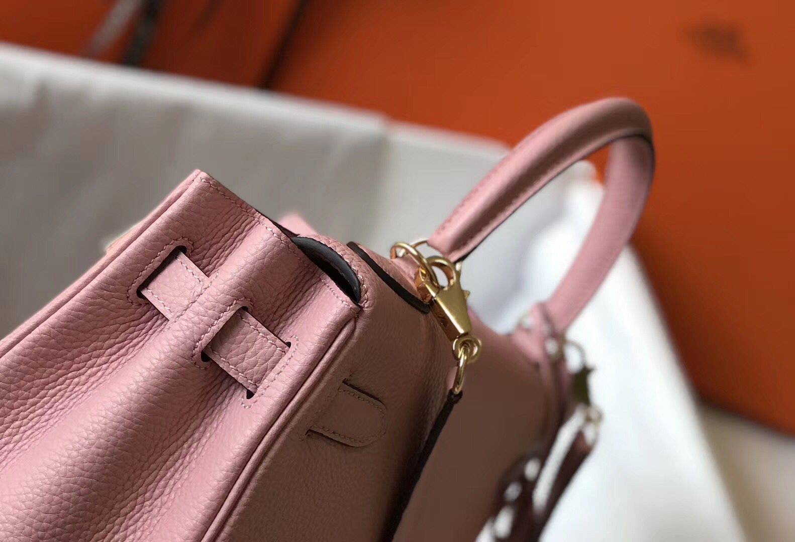 Hermes Kelly 28cm Bag In Pink Clemence Leather GHW - Image 7