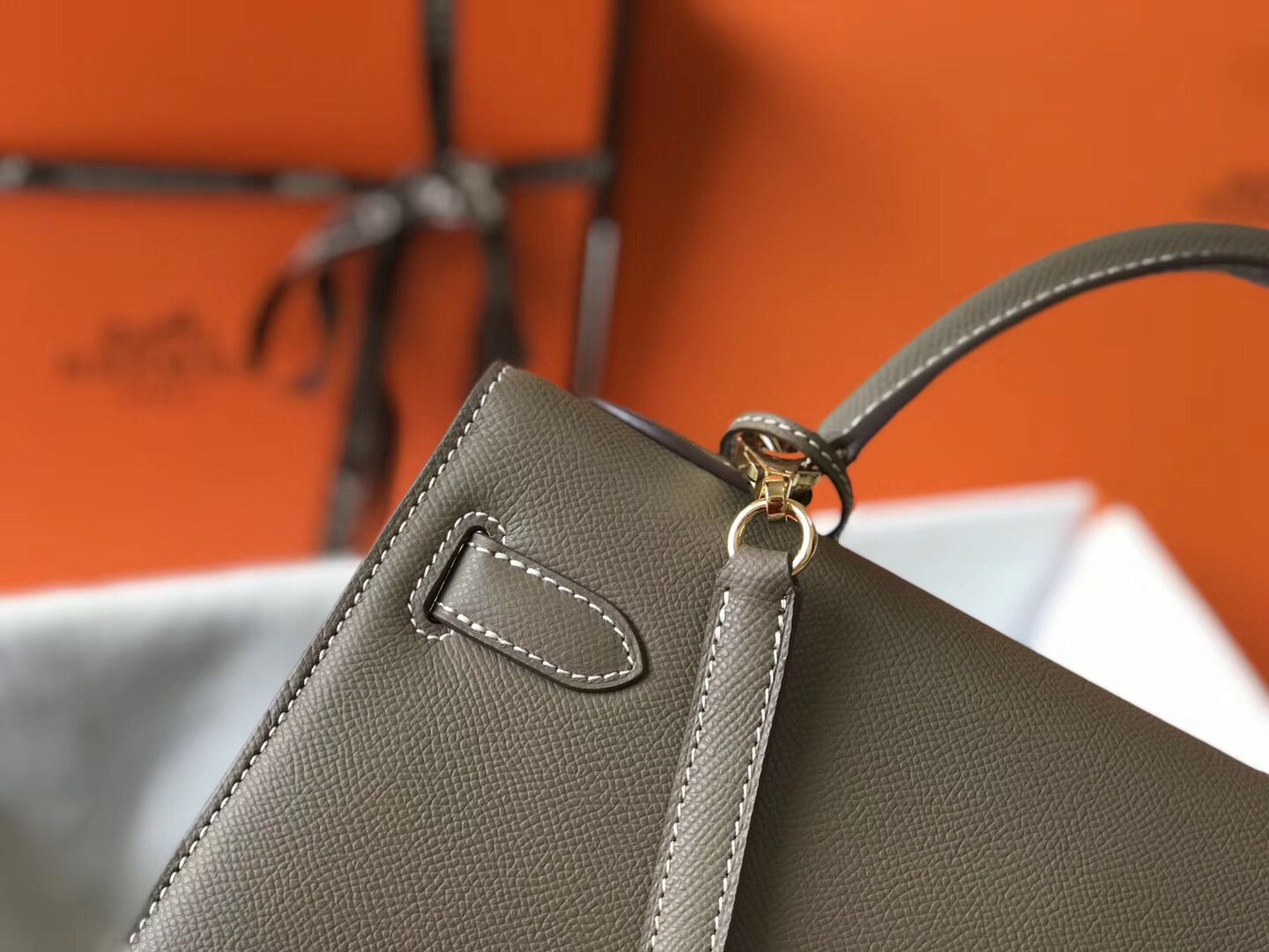 Hermes Kelly 32cm Bag In Tuape Grey Epsom Leather GHW - Image 6