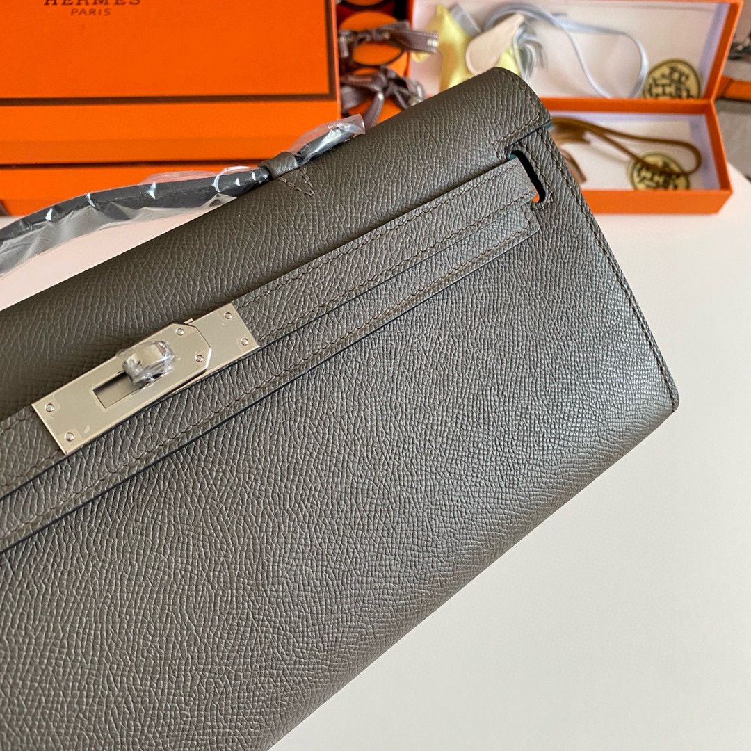 Hermes Kelly Cut Handmade Bag in Etain Epsom Calfskin - Image 5