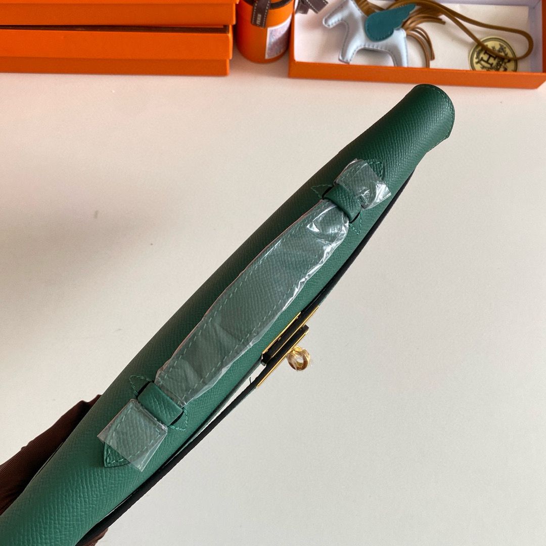 Hermes Kelly Cut Handmade Bag in Malachite Epsom Calfskin - Image 6