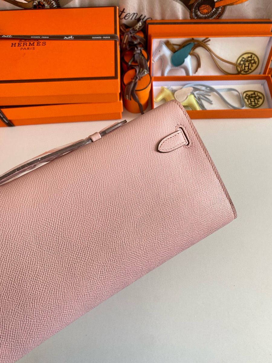 Hermes Kelly Cut Handmade Bag in Rose Sakura Epsom Calfskin - Image 4