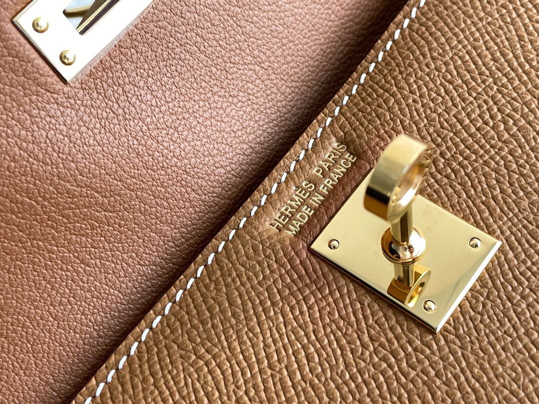 Hermes Kelly En Desordre 20 Handmade Bag In Gold Epsom Calfskin - Image 8