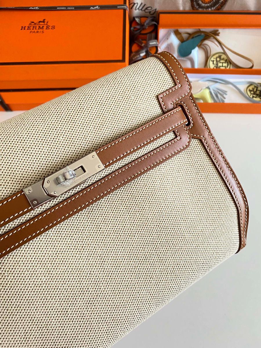 Hermes Kelly Depeches 25 Pouch in Ecru Toile - Image 5
