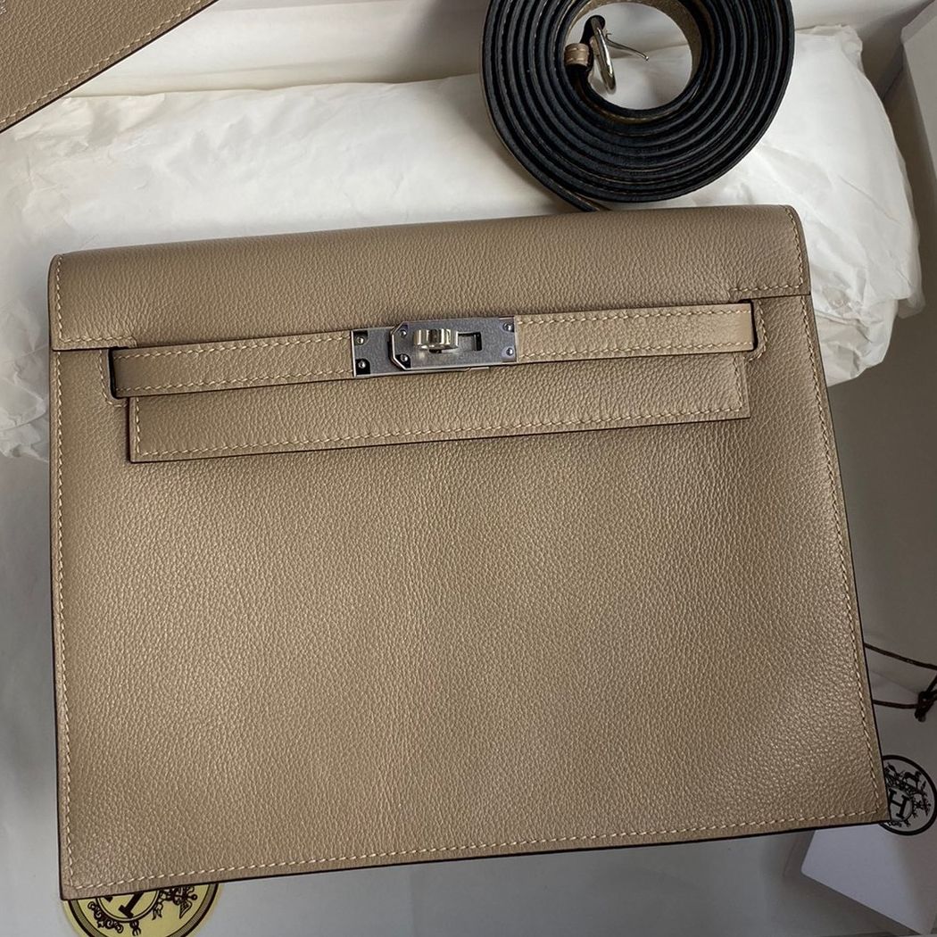 Hermes Kelly Danse II Bag In Gris Tourterelle Evercolor Calfskin - Image 9