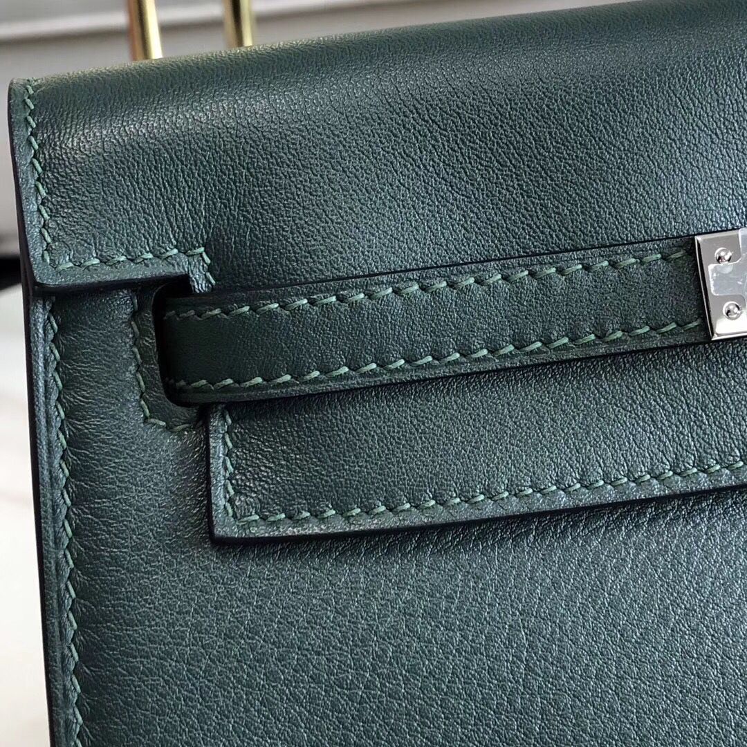 Hermes Kelly Danse Handmade Bag In Dark Green Swift Leather - Image 5
