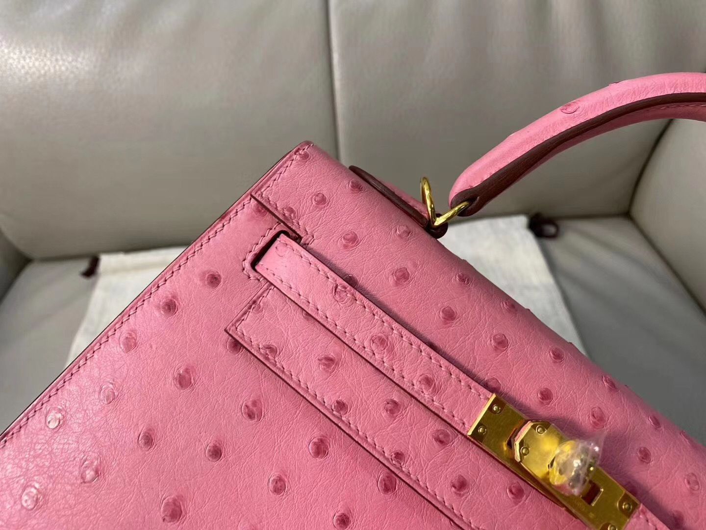 Hermes Kelly 25cm Handmade Bag In Terre Cutie Ostrich Skin - Image 6