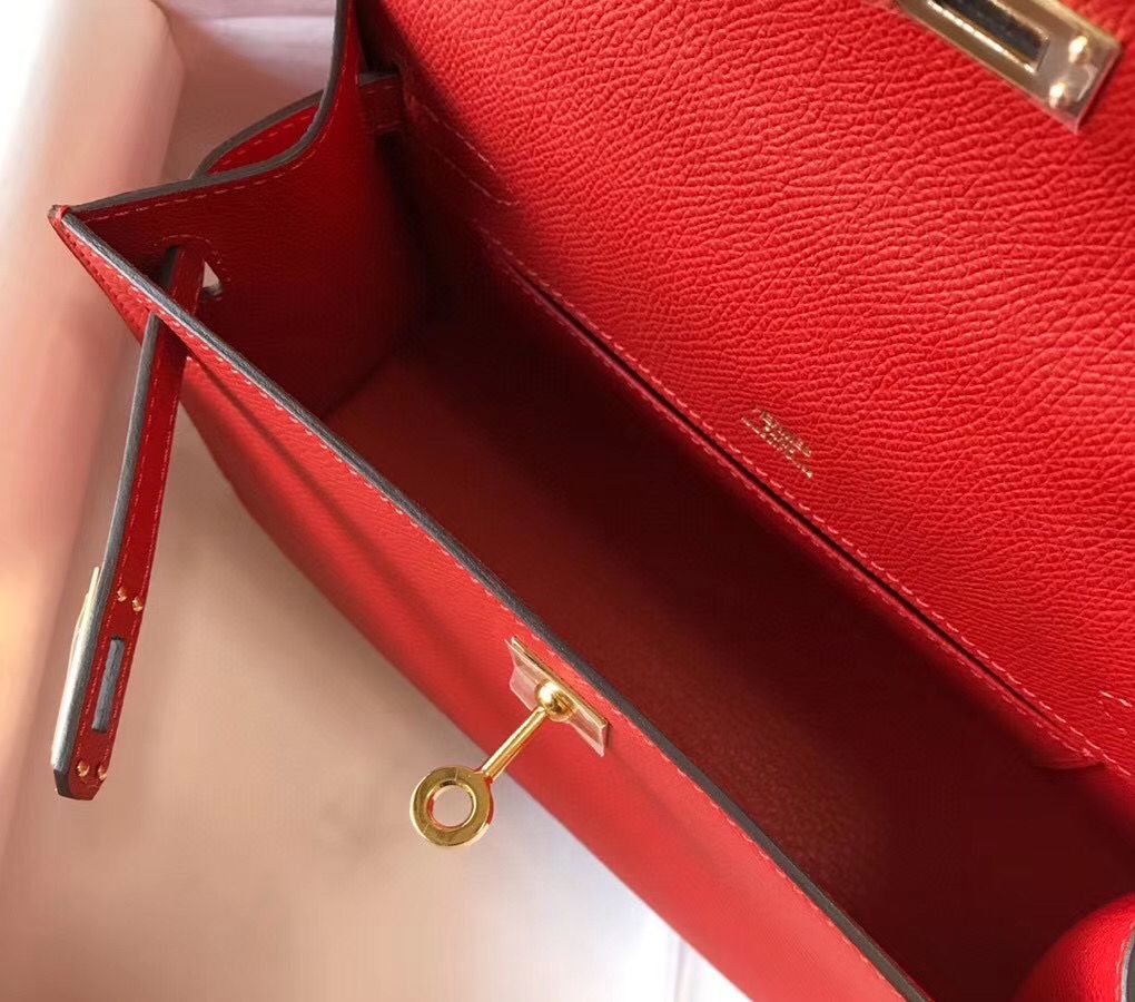 Hermes Kelly Pochette Bag In Red Epsom Leather - Image 9