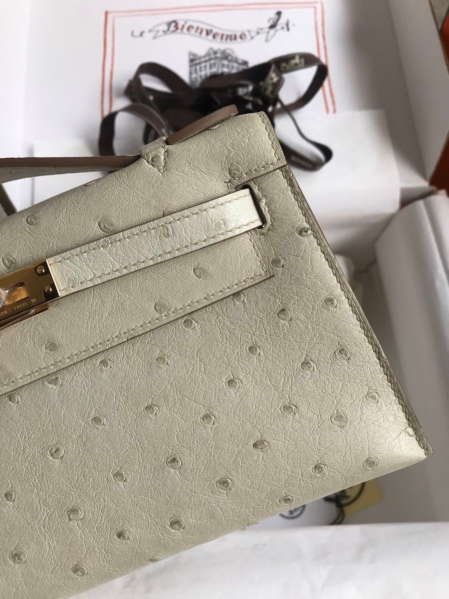 Hermes Kelly Pochette Handmade Bag In Beton Ostrich Leather - Image 5
