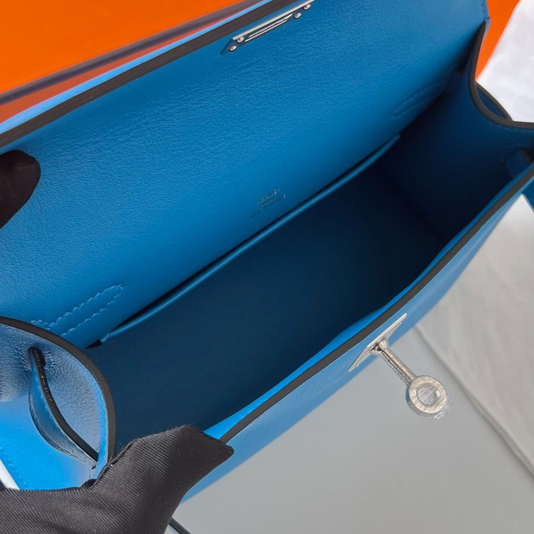 Hermes Kelly Pochette Handmade Bag In Blue Frida Swift Calfskin - Image 9