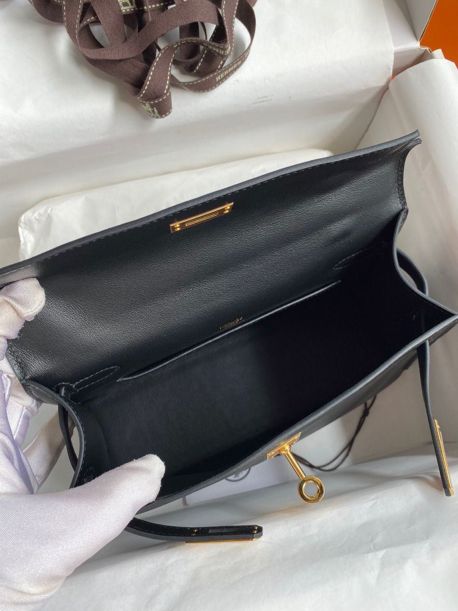 Hermes Kelly Pochette Handmade Bag In Black Swift Calfskin - Image 9