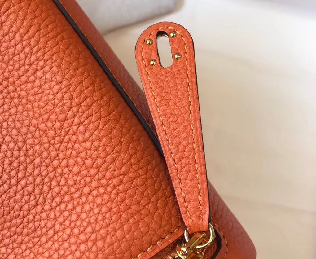 Hermes Lindy Mini Bag In Orange Clemence Leather GHW - Image 6