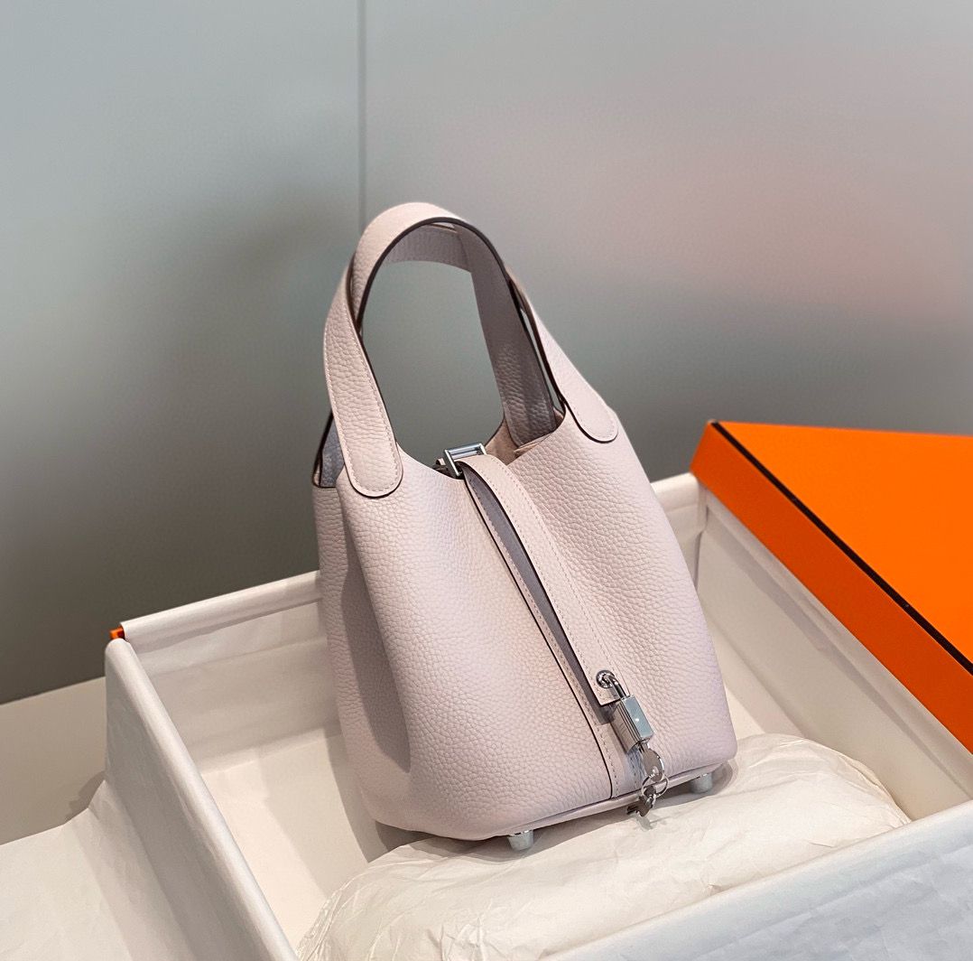 Hermes Picotin Lock 18 Bag In Mauve Pale Clemence Leather - Image 3