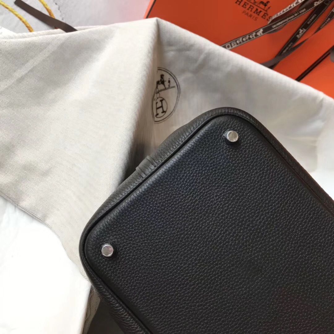 Hermes Picotin Lock 18 Bag In Black Clemence Leather - Image 5