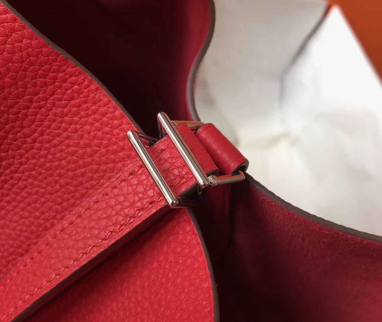 Hermes Picotin Lock 18 Bag In Red Clemence Leather - Image 7