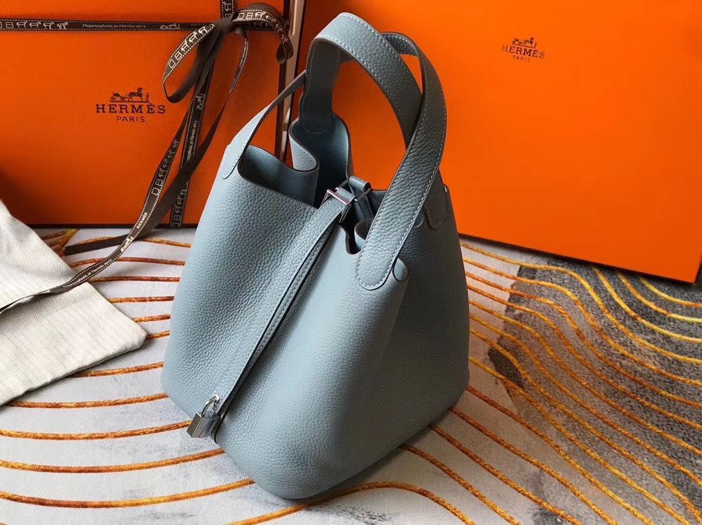 Hermes Picotin Lock 22 Bag In Blue Lin Clemence Leather - Image 3