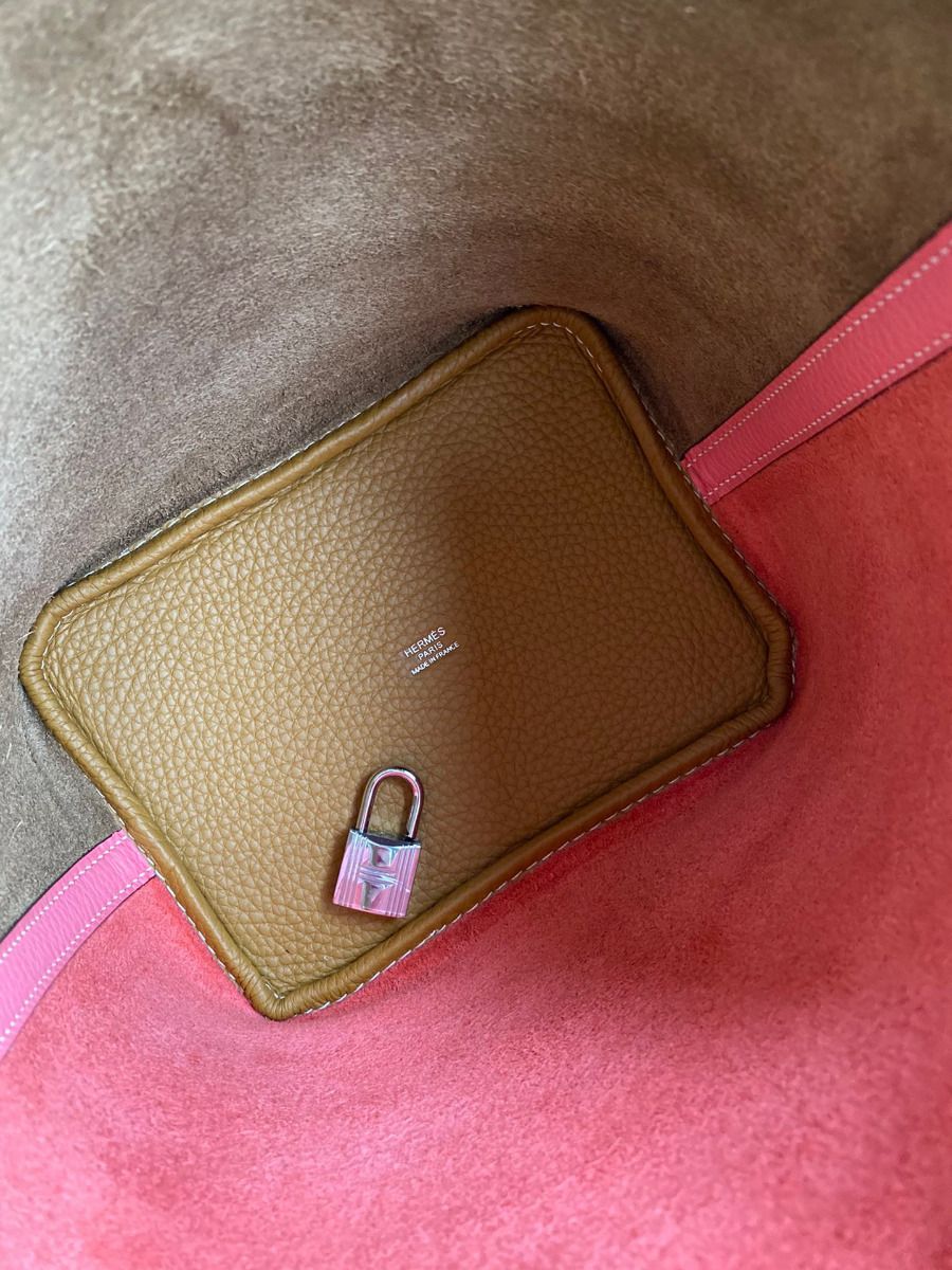 Hermes Picotin Lock 18 Bicolor Handmade Bag in Sesame and Rose Azalee Clemence Leather - Image 7