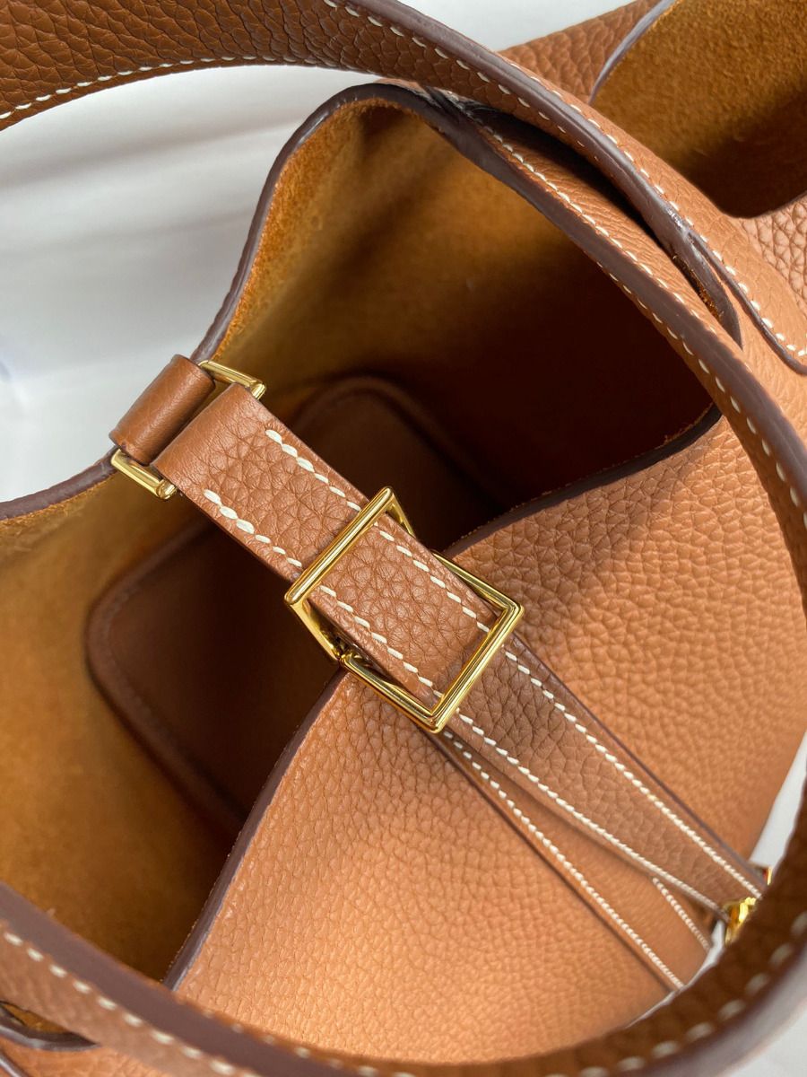 Hermes Picotin Lock 18 Handmade Bag in Gold Clemence Leather - Image 5