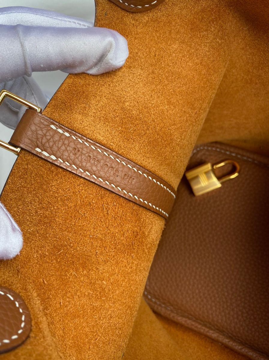 Hermes Picotin Lock 18 Handmade Bag in Gold Clemence Leather - Image 8