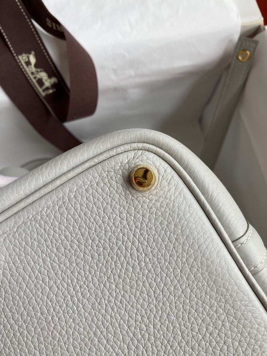 Hermes Picotin Lock 18 Handmade Bag in Pearl Grey Clemence Leather - Image 10