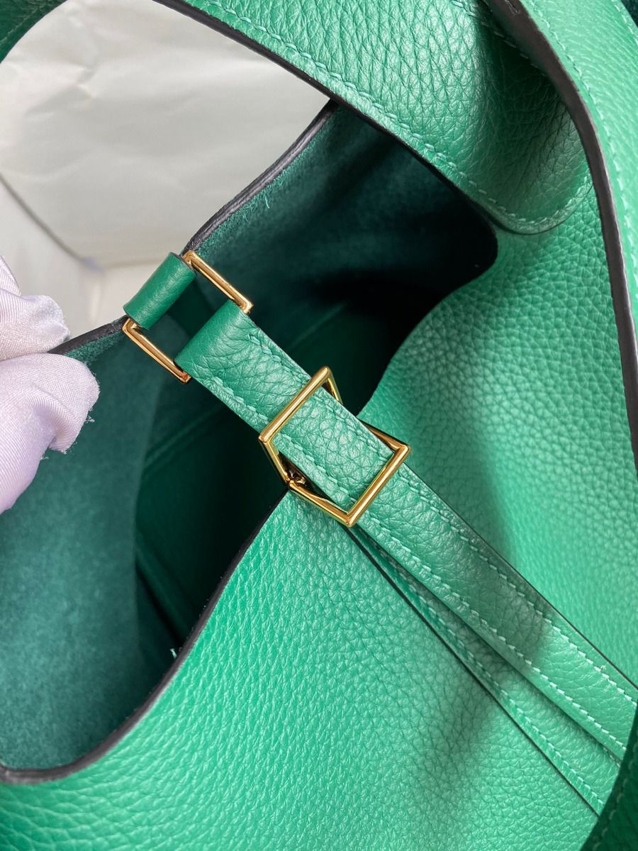Hermes Picotin Lock 18 Handmade Bag in Vert Vertigo Clemence Leather - Image 5