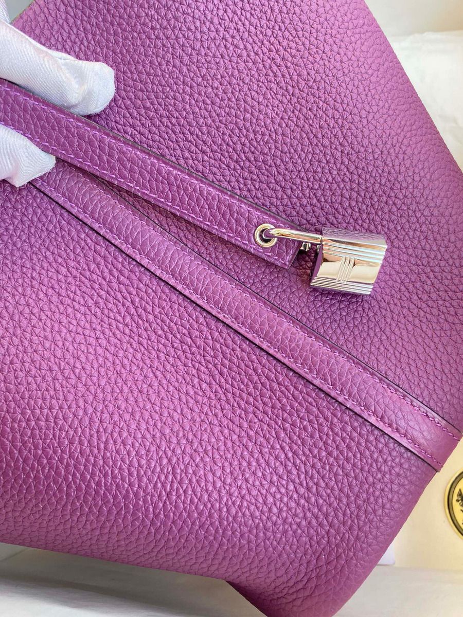 Hermes Picotin Lock 22 Handmade Bag in Anemone Clemence Leather - Image 4
