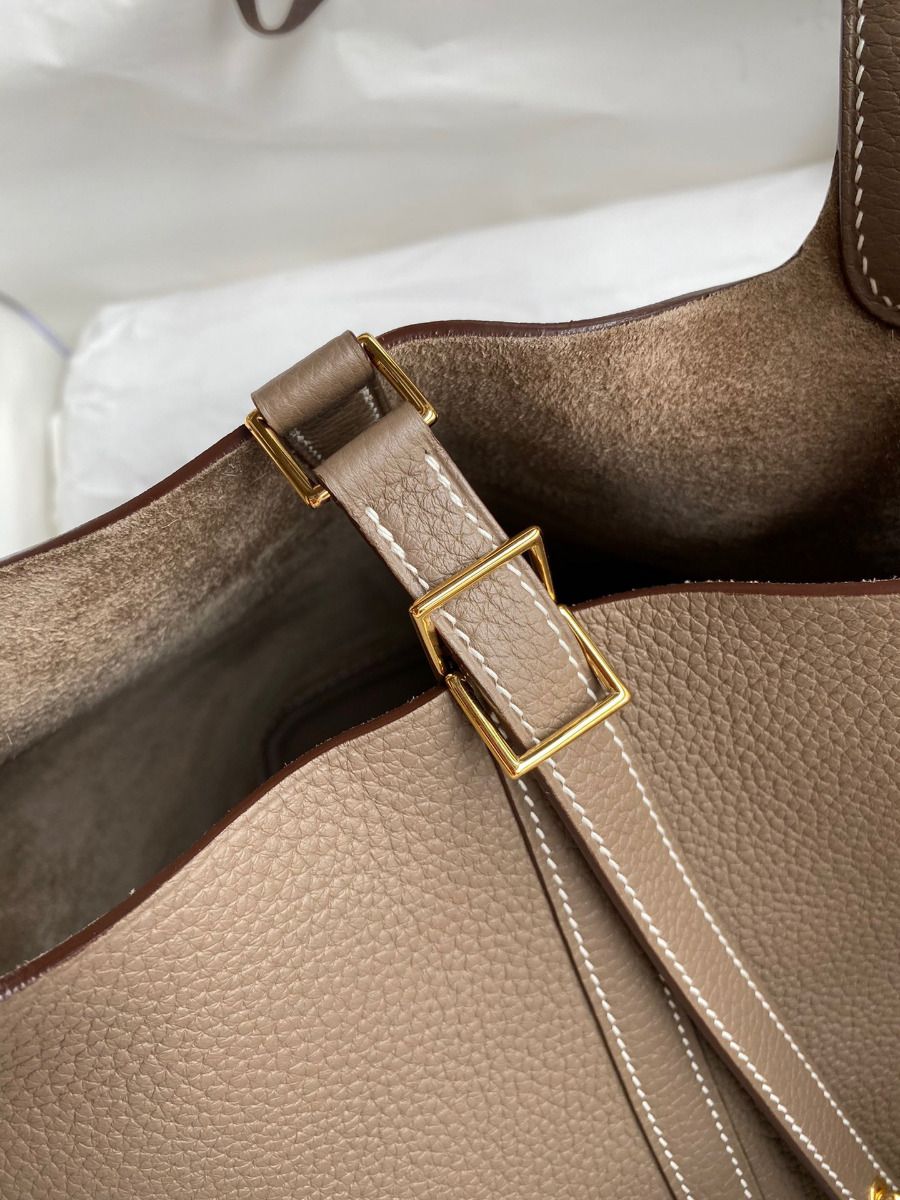 Hermes Picotin Lock 22 Handmade Bag in Taupe Clemence Leather - Image 5
