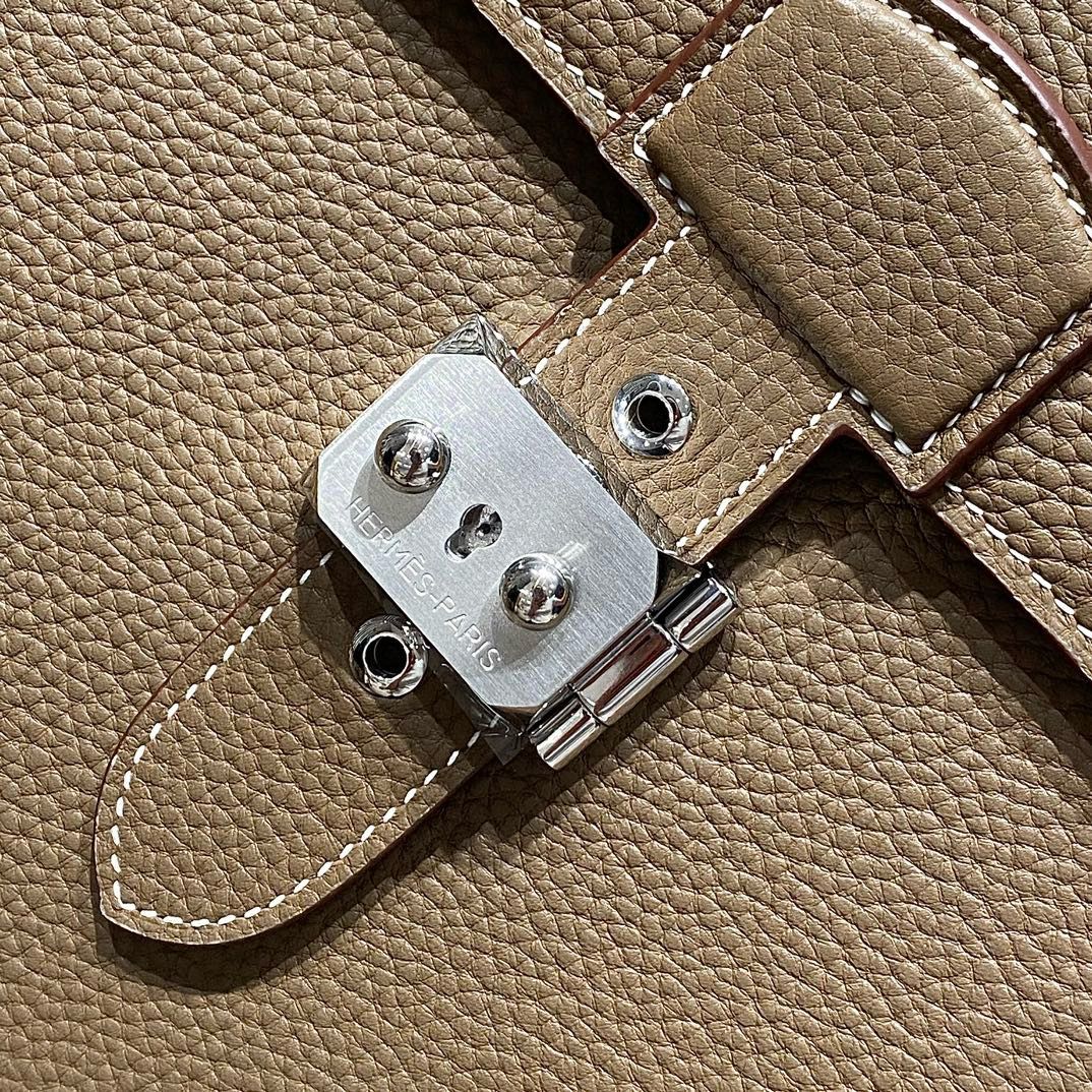 Hermes Sac a Depeches 38 Briefcase in Taupe Clemence Leather - Image 5