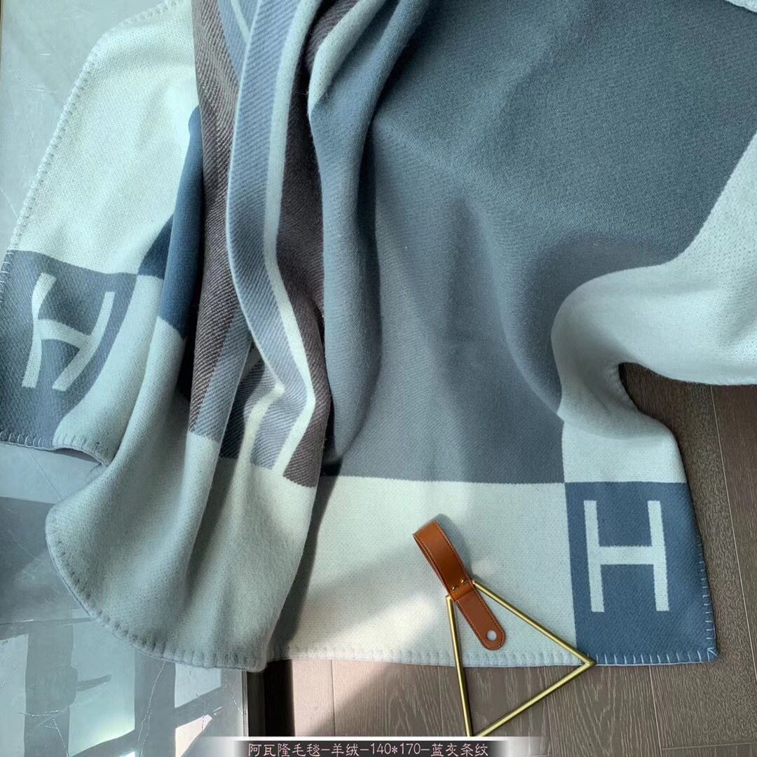 Hermes Ecru Gris Avalon Vibration Throw Blanket - Image 8