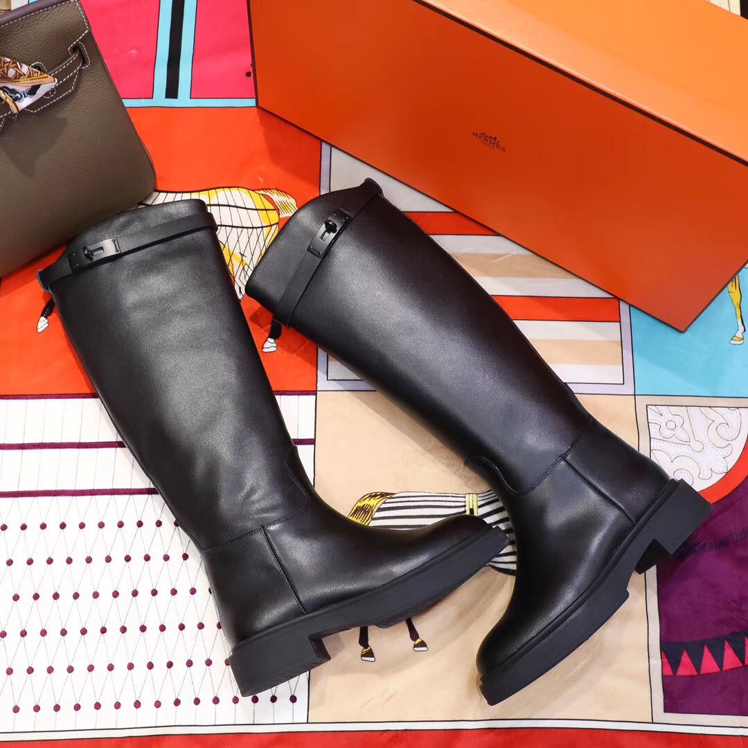 Hermes Variation Boots In Black Calfskin - Image 5