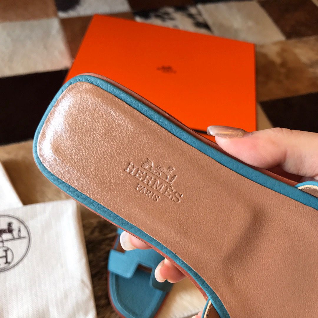 Hermes Oran Slide Sandals In Blue Jean Clemence Leather - Image 6