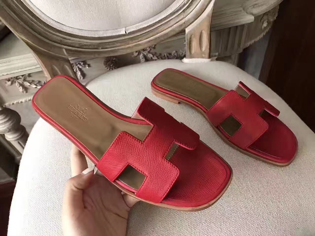 Hermes Oran Sandals In Red Epsom Leather - Image 5