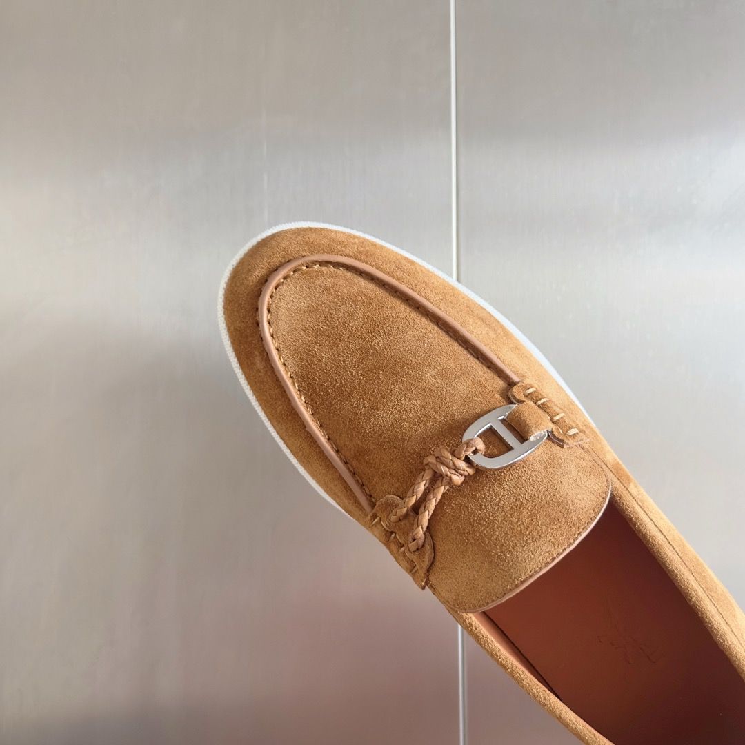 Hermes Men's Ignacio Loafers in Brown Suede Calfskin - Image 9