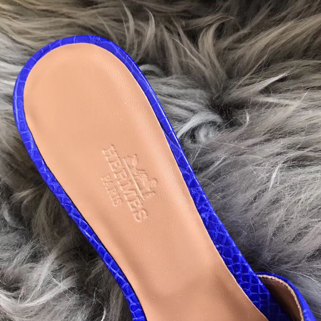 Hermes Oasis Sandals In Blue Matte Niloticus Crocodile - Image 6