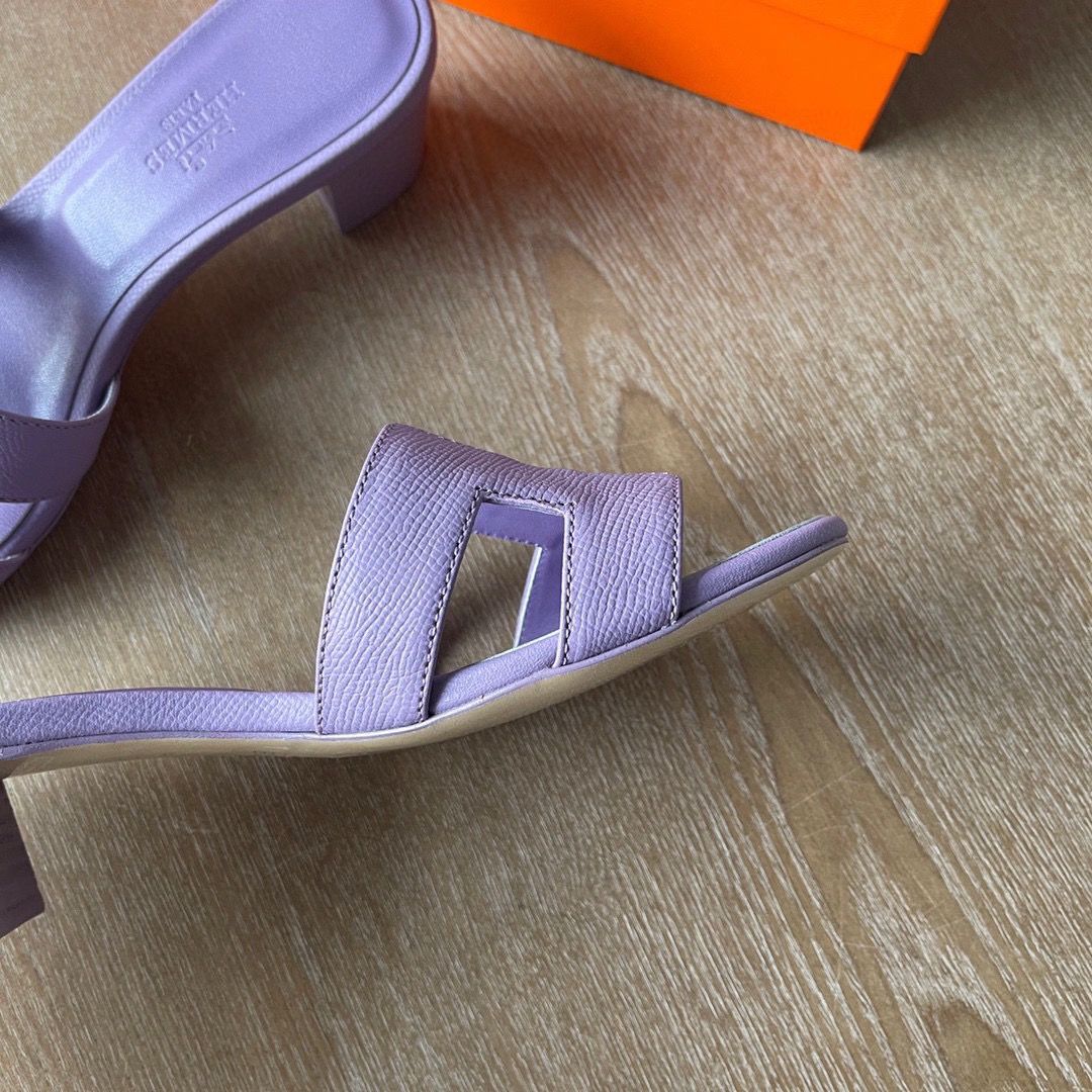 Hermes Oasis Sandals in Lilas Epsom Calfskin - Image 6