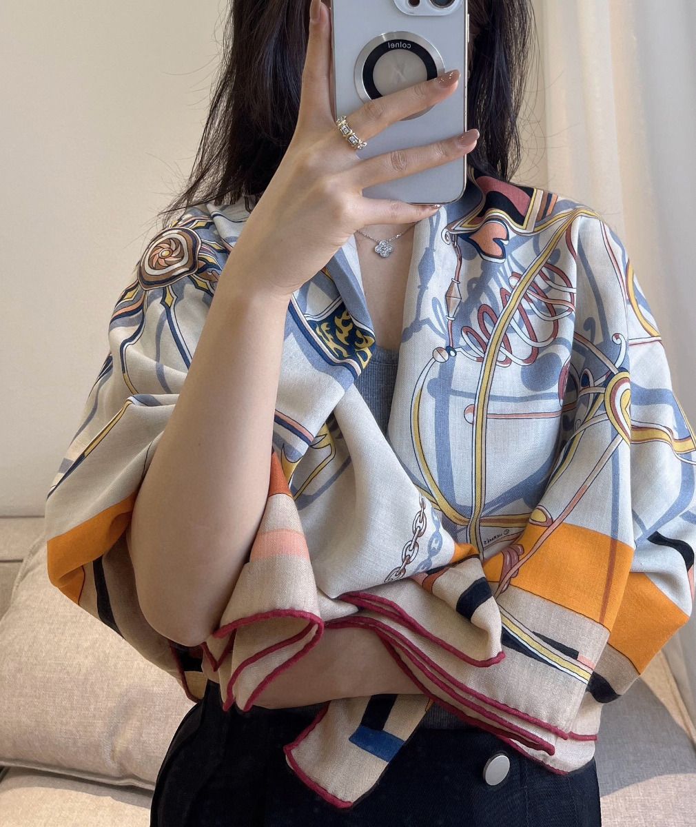 Hermes Beige/Orange Voitures en Equilibre Shawl 140 - Image 8