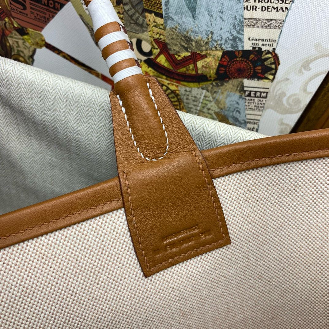 Hermes Steeple 25 Bag in H Plume Canvas with Clic Clac Panoplie Equestre - Image 9