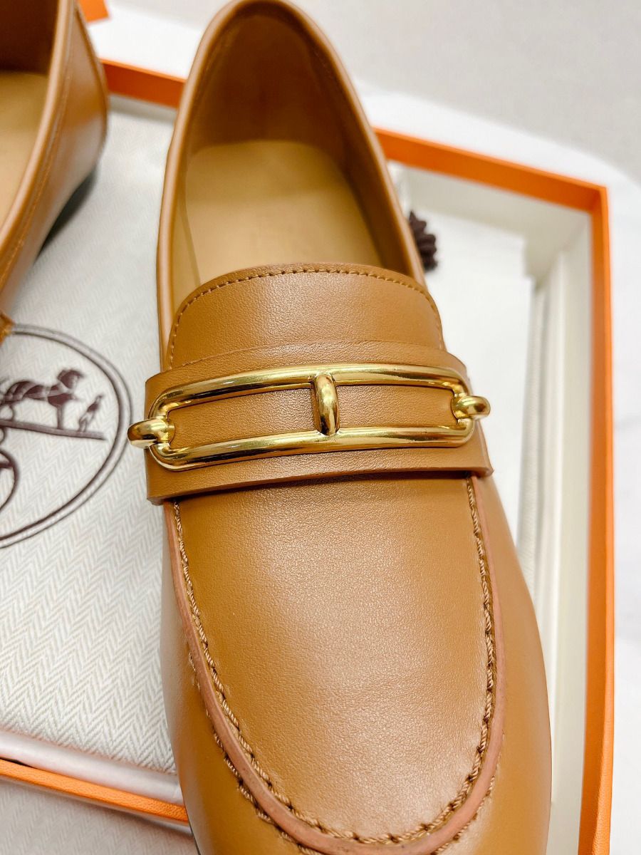 Hermes Women's Colette Loafers in Brown Leather - Image 7